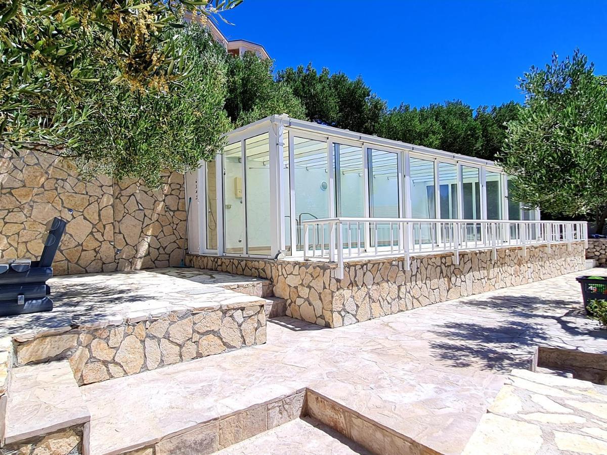 Vila Maslina Apartments Mit Pool Und Garten Nahe Am Strand Tučepi Eksteriør bilde
