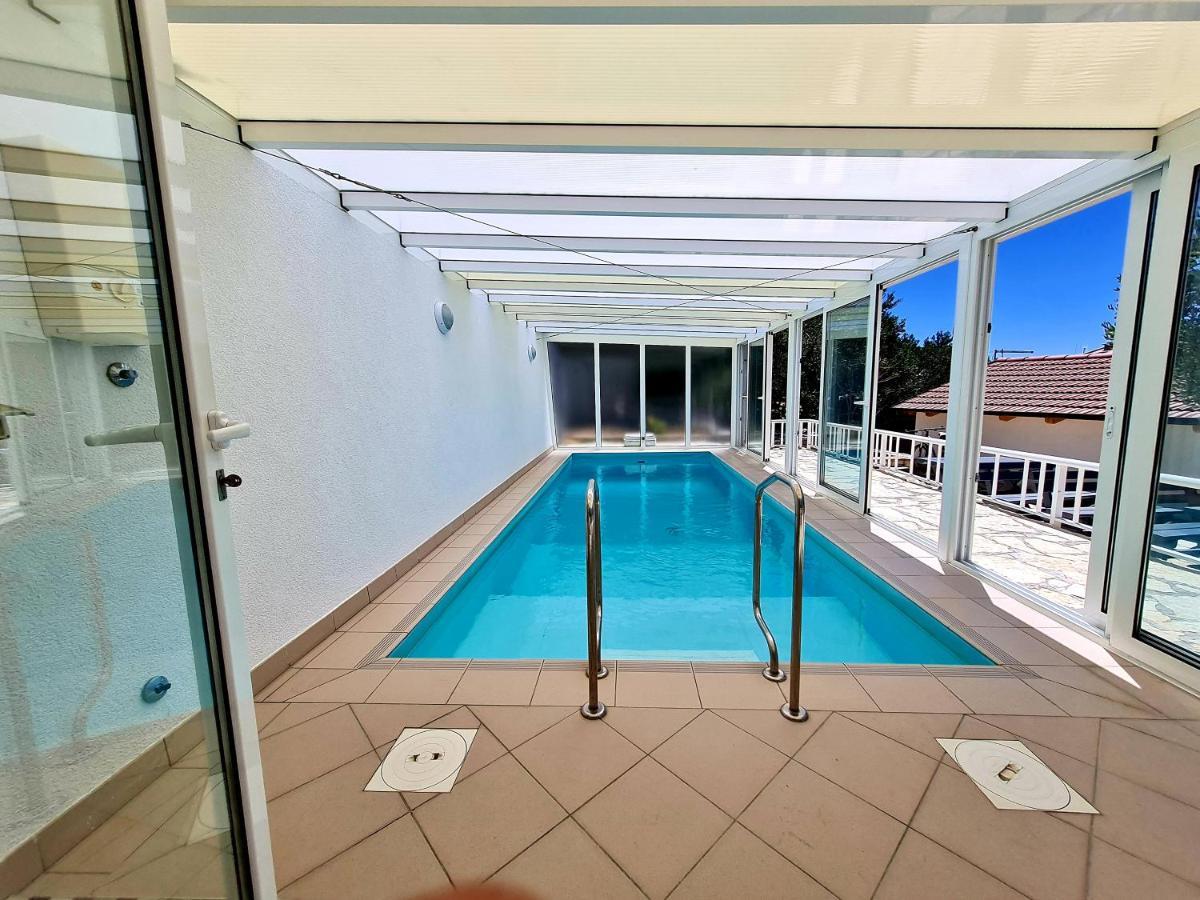 Vila Maslina Apartments Mit Pool Und Garten Nahe Am Strand Tučepi Eksteriør bilde